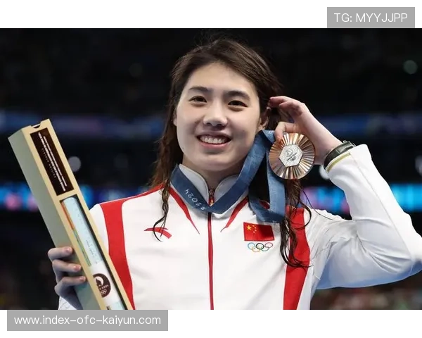 张雨霏蝶泳后程加速强势甩开对手