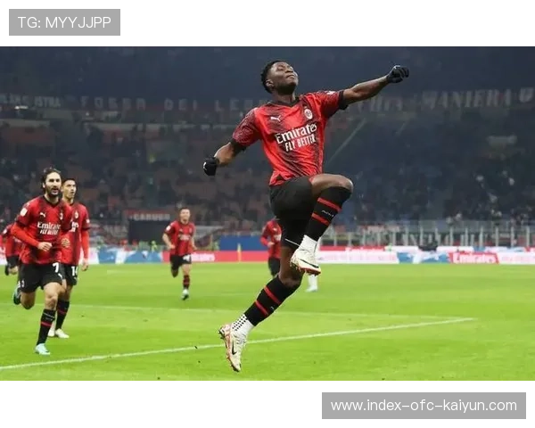 莱奥边路传入队友门前补射得分